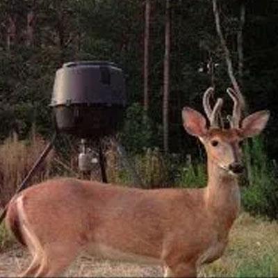 https://media.natchezss.com/images/category/Feeders/Hunting-FEEDERS.jpg